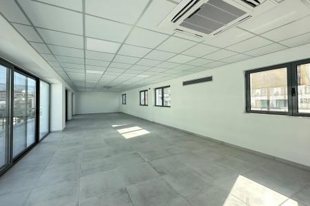Athens center, independent building 1,470 sq.m for rent