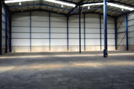 West Attica industrial warehouse 2.500 sqm to let