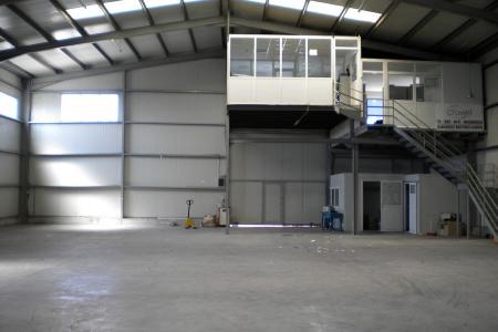 West Athens commercial warehouse 700 sqm for rent