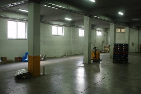 West Athens warehouse 850 sq.m for rent