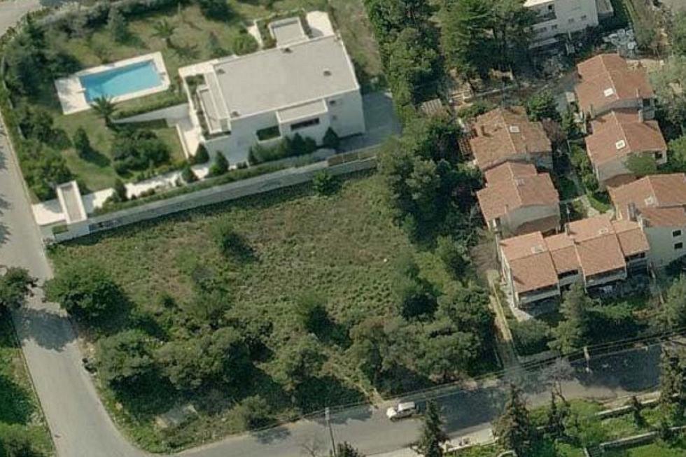 Kifissia residential land 2.500 sq.m for sale