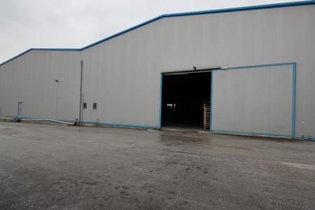 West Athens commercial warehouse 2.000 sq.m for rent