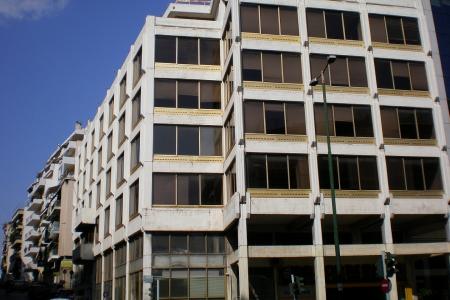 Athens, building 2.430 sq.m to let