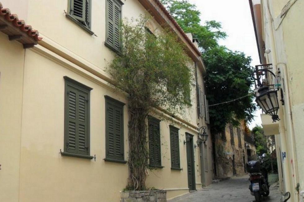 Athens Plaka, detached house 80 sq.m for rent