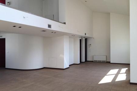 Piraeus commercial building 2.200 sq.m for rent