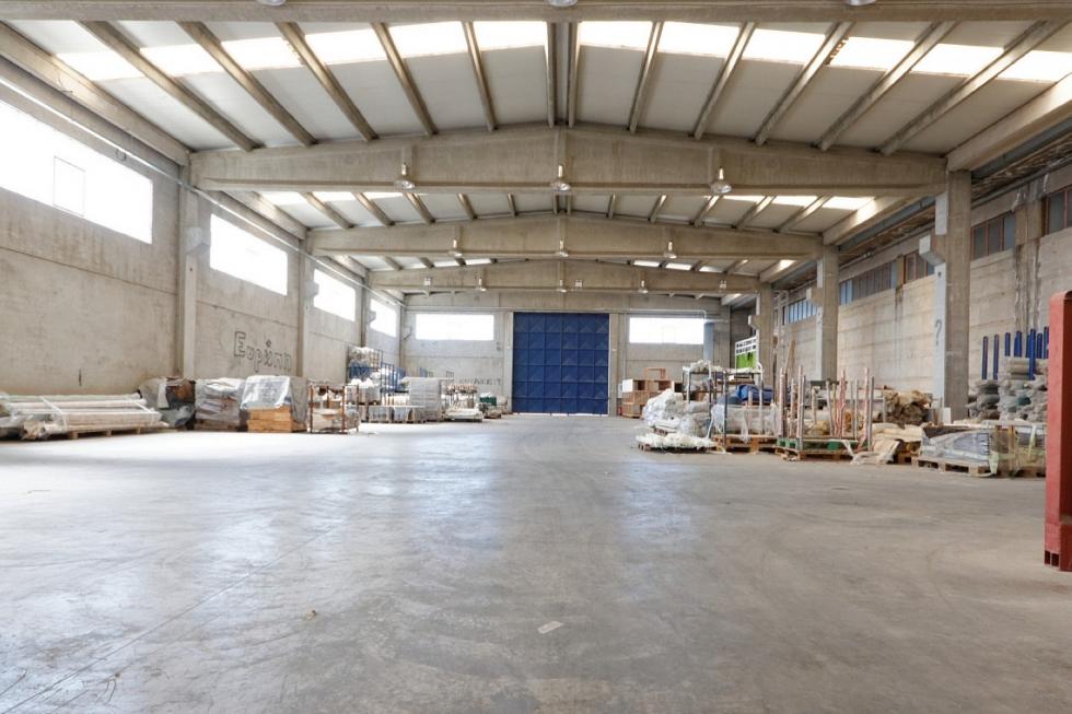 West Attica warehouse 5.300 sq.m for rent