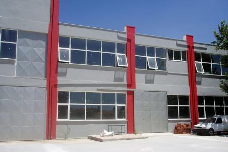 East Attica industrial building 2.800 sqm for rent