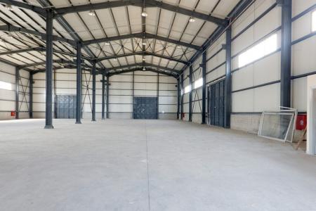 West Attica industrial warehouse 1.100 sq.m for rent