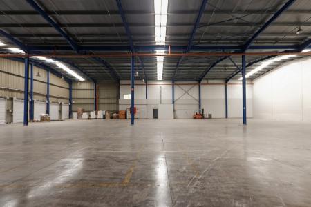 West Attica industrial warehouse 2.000 sq.m for rent