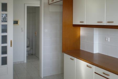 Vrilissia, apartment 100 sq.m over 2nd floor, to let