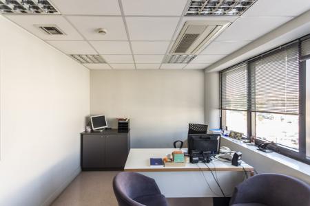 North Athens office of 500 sq.m for rent