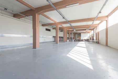 North Athens warehouse 1.500 sq.m for rent