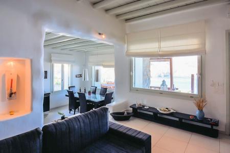 Mykonos villa by the sea 136 sq.m for rent