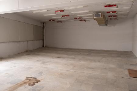 Industrial space of 1.650 sq.m for rent in south Athens