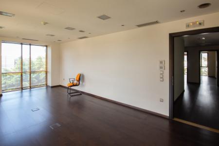 Commercial building 2.000 sq.m for rent, North Athens
