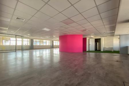 Office spaces of 757 sq.m for rent, North Athens