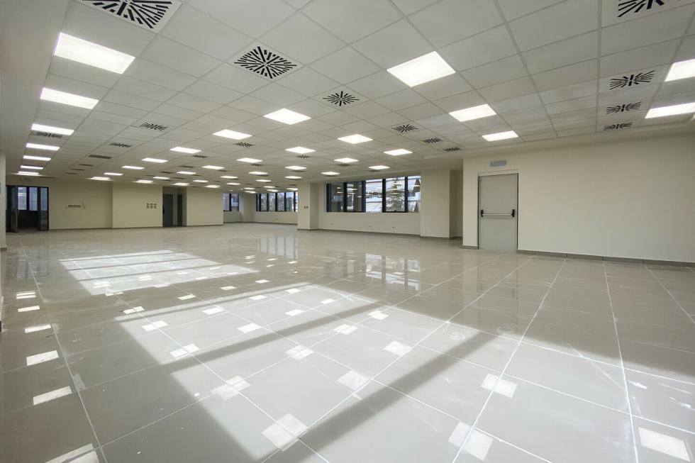 North Athens offices 1.330 sq.m for rent