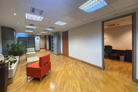 Syntagma offices of 700 sq.m for rent