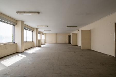 Athens, building of 1.630 sq.m is available for sale