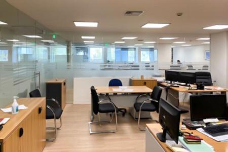 Office of 701 sq.m in the center of Athens for rent